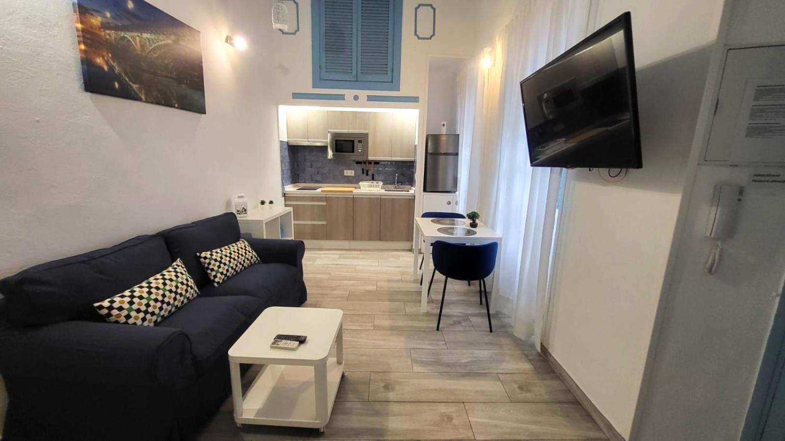 Apartamento Cuarta Puerta Centro Historico Siviglia Esterno foto