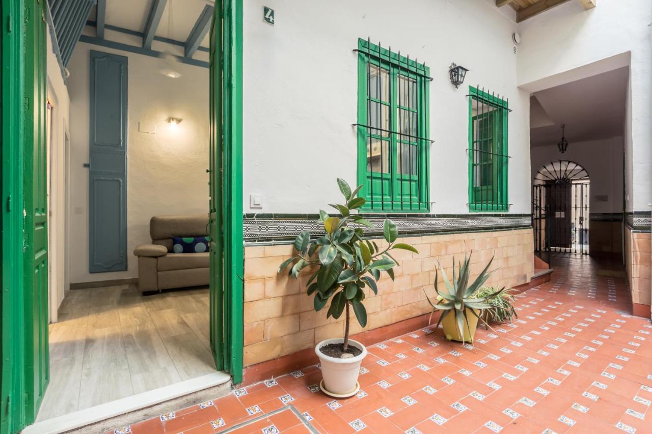 Apartamento Cuarta Puerta Centro Historico Siviglia Esterno foto
